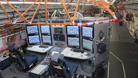 Flight test engineering station Flight test engineering station