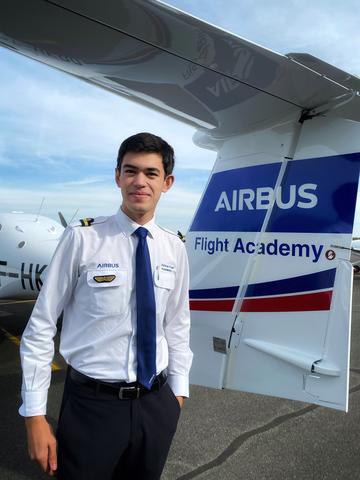 Airbus Flight Academy - pilot cadet Lucas