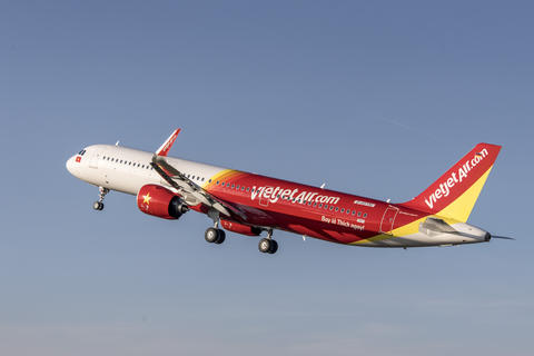An A321neo Vietjet taking off