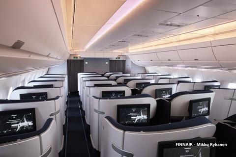 Finnair A350 business class moodlights