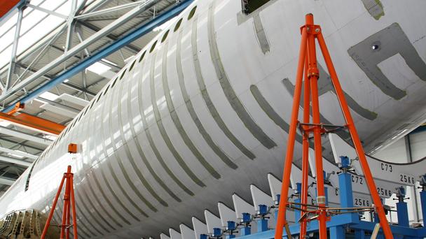 Reinforcing_fuselage_structure