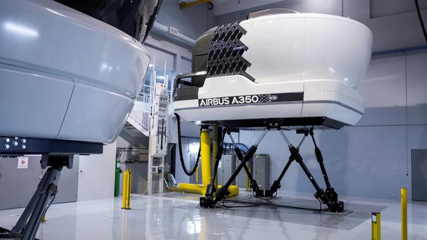 Flight Training Solutions Full Fly Simulator dry Flight Training Solutions Full Fly Simulator dry