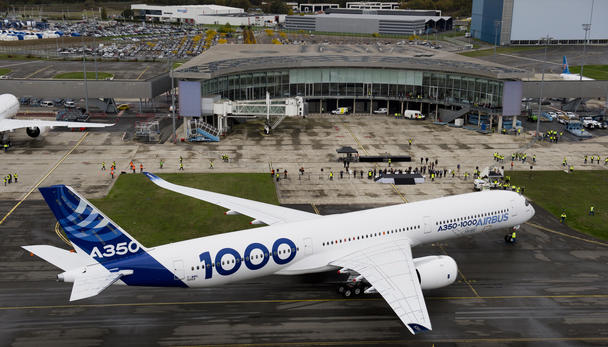 A350 delivery center A350 delivery center - © AIRBUS S.A.S. 2016 - photo by P. MASCLET / master films