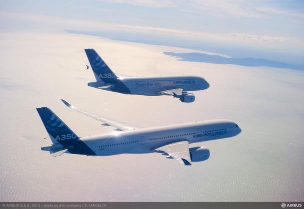A350 and A380 in flight