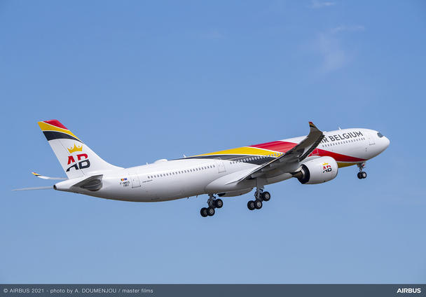 A330-900 Air Belgium MSN1861 - Take off