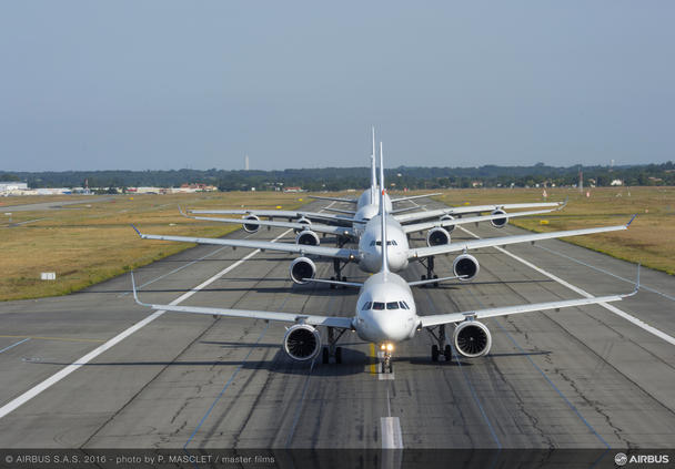 Airbus-family-flight-formation