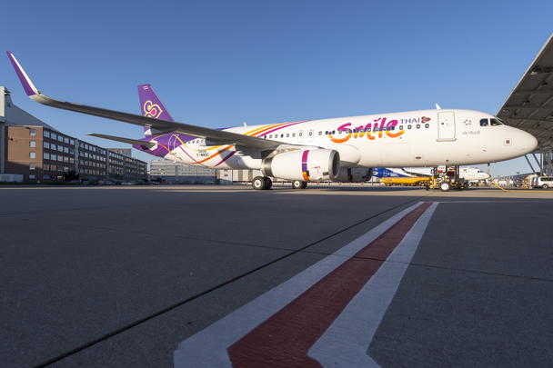 Thai_smile_A320