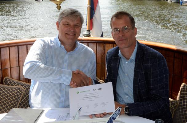 Satair IMS Transavia From left: Marcel de Nooijer, CEO, Transavia and Bart Reijnen, CEO, Satair.