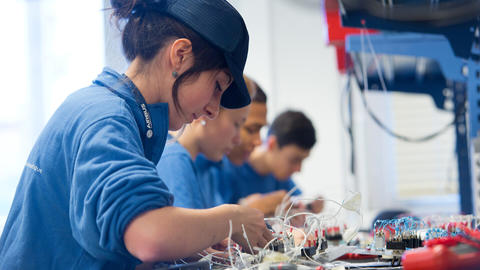 lycée airbus apprentice