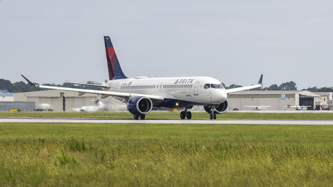 a220-300-delta-airlines-first-us-a220