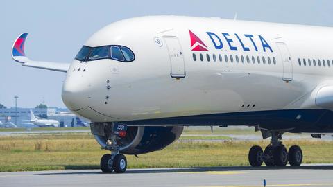 Delta A350 close-up