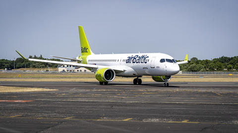 Air Baltic A220 taxiing