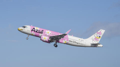 A320neo Azul MSN11133 First flight