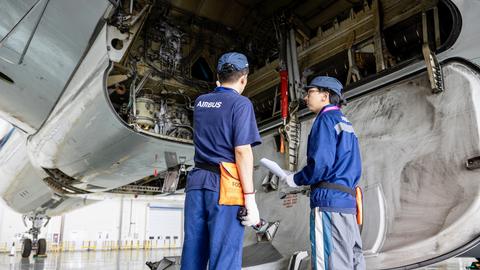  First aircraft to be dismantled and recycled at the ALSC