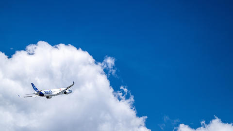 Paris Air Show 2025 A350-10000 demo flight