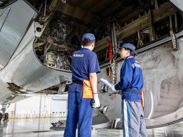  First aircraft to be dismantled and recycled at the ALSC
