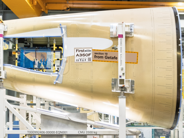 Zoom on A350F S19 with "from Getafe sticker"