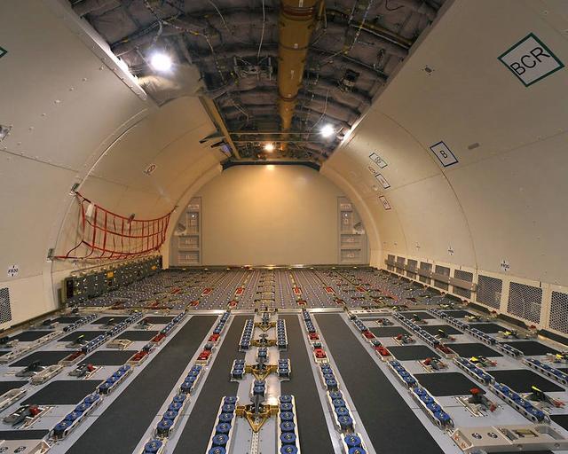 A330-200F THY interior
