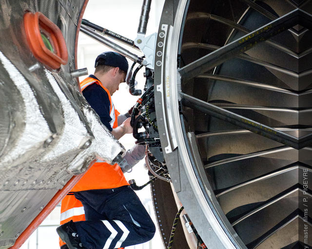 maintenance of an aircraft maintenance of an aircraft