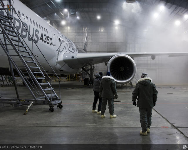 Aircraft in a climatic chamber Aircraft in a climatic chamber