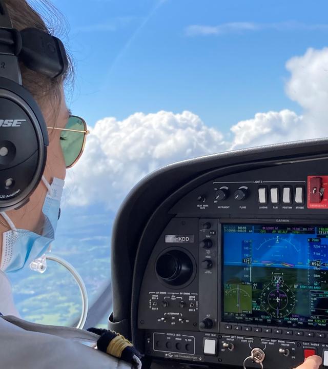 Airbus Flight Academy cadet Zoé in flight