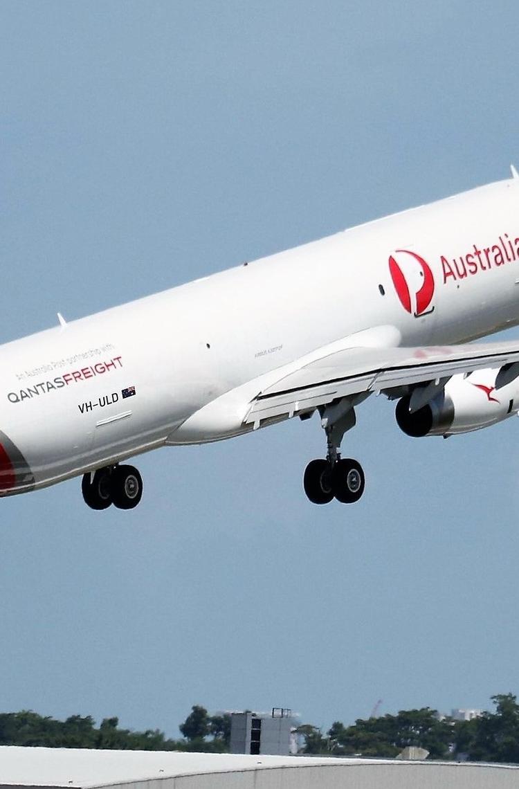 Qantas_A321_P2f_Enters_Into_Service_v3