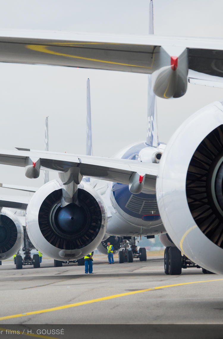 A350