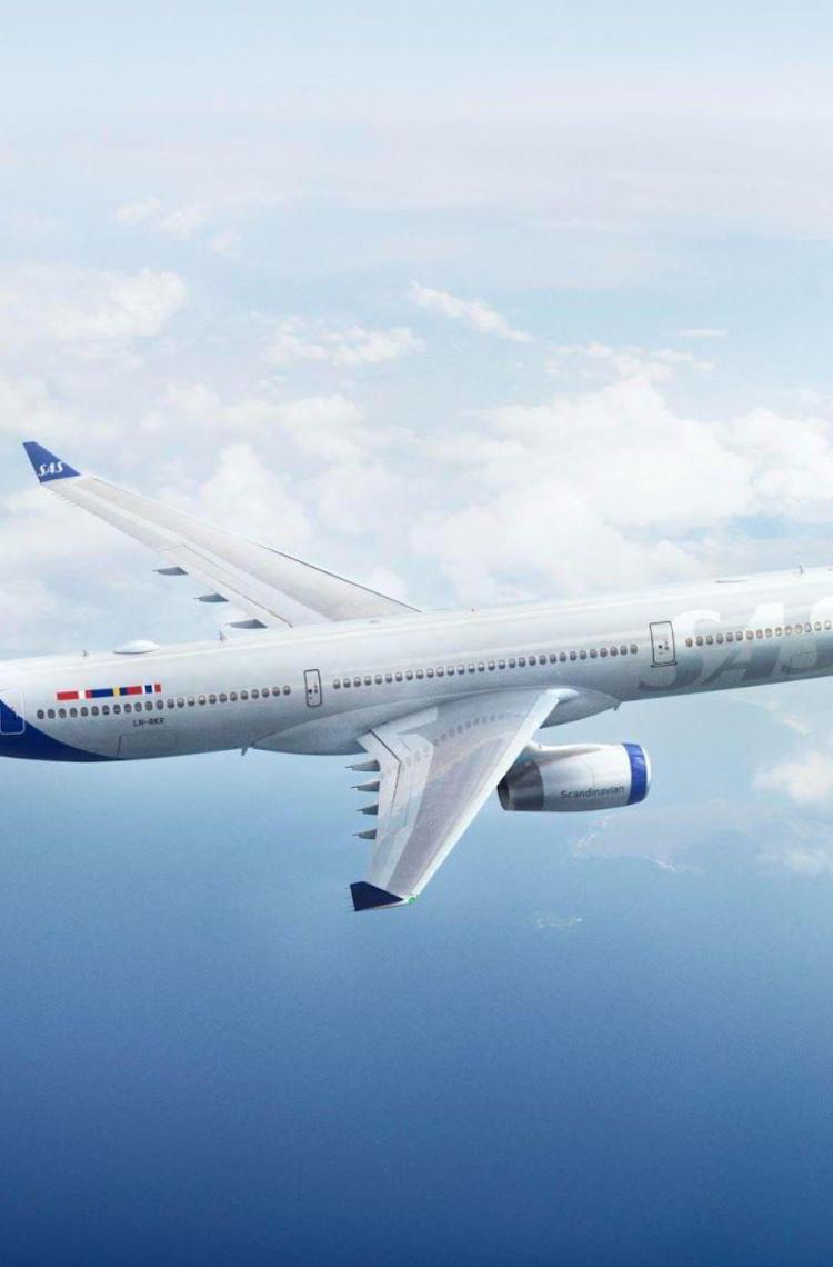 Scandinavian-Airlines-in-flight