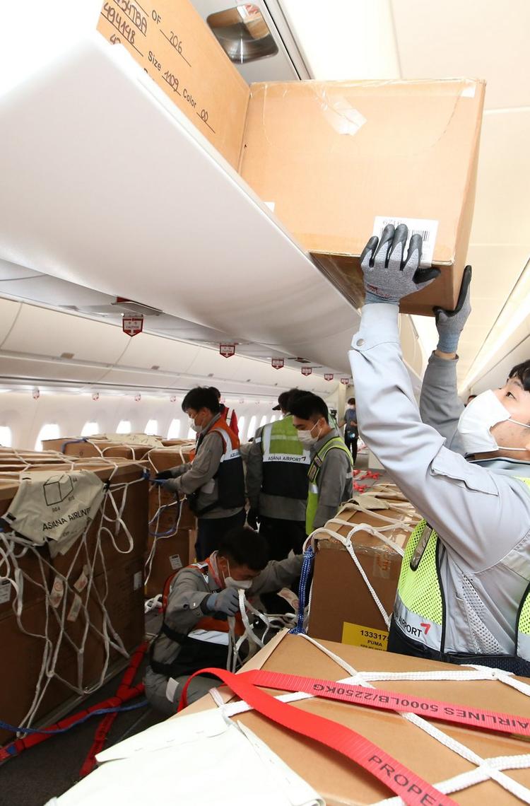 Asiana-A350-Cargo-After-Modification-Loading Asiana-A350-Cargo-After-Modification-Loading