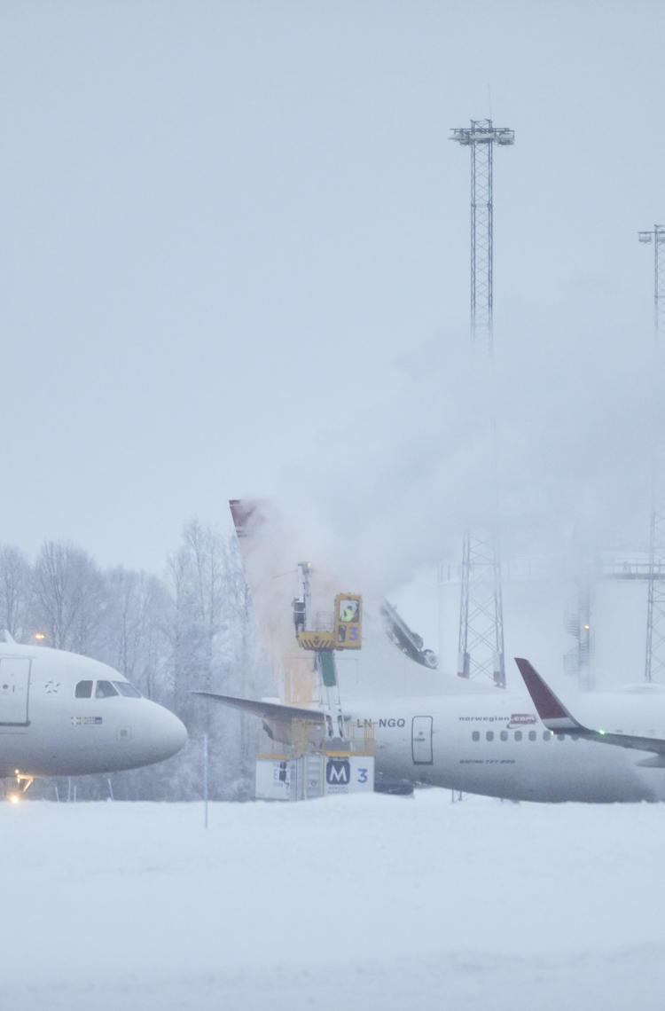 Avinor-selects-NAVBLUE-RunwaySense