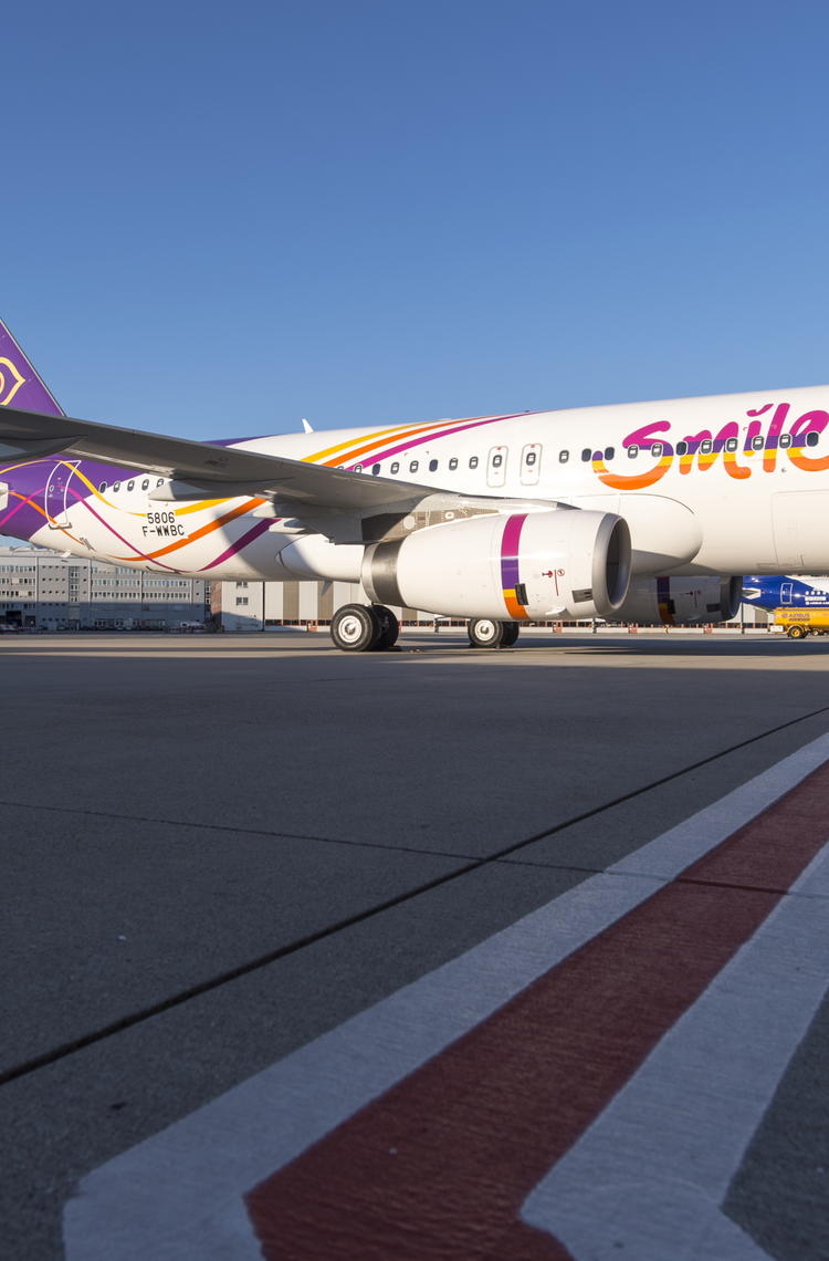 Thai_smile_A320