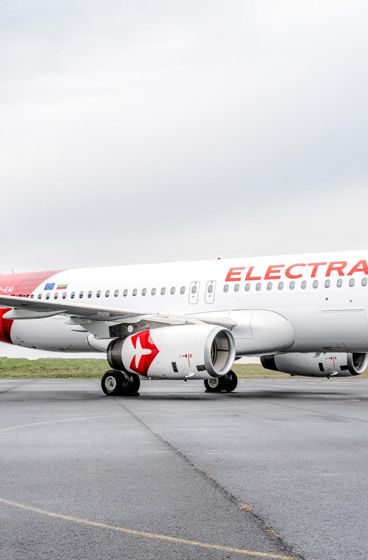 Electra Airways A320