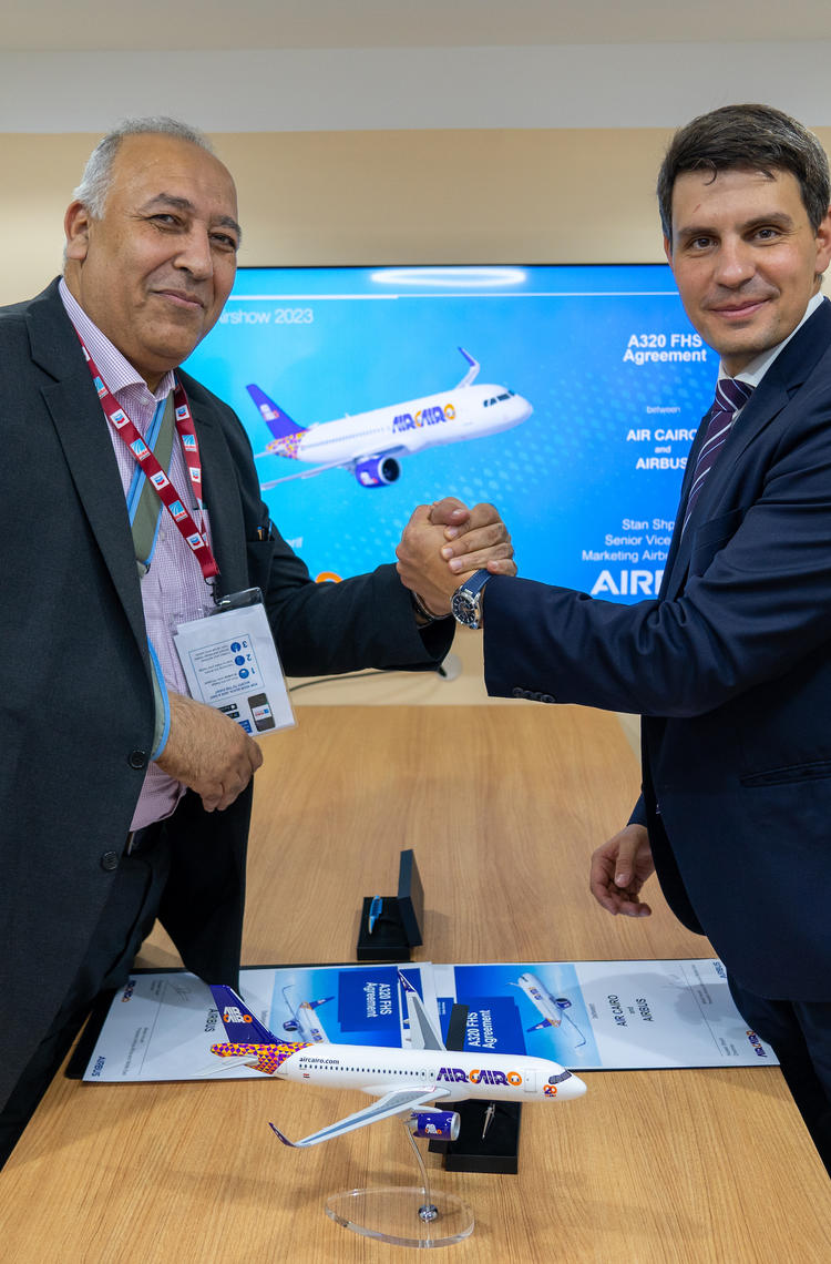 Dubai Airshow 2023 - A320 FHS Agreement between Airbus and Air Cairo Dubai Airshow 2023 - A320 FHS Agreement between Airbus and Air Cairo