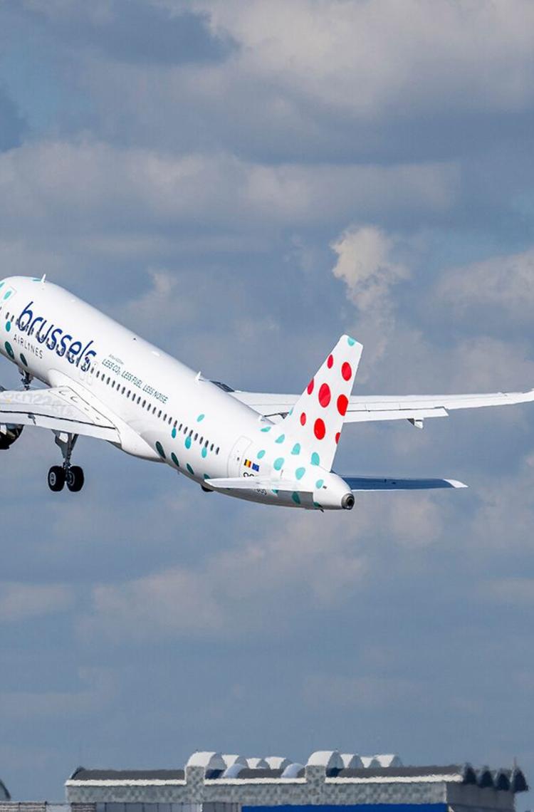 Brussels Airlines takes delivery of its first A320neo Brussels Airlines takes delivery of its first A320neo