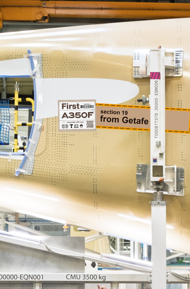 A350F S19 Zoom on A350F S19 with "from Getafe sticker"